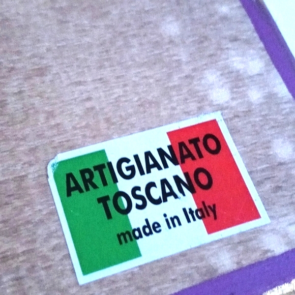 Mother Mary Wooden Wall Art Trimmed in Gold - Picture 5 of 9